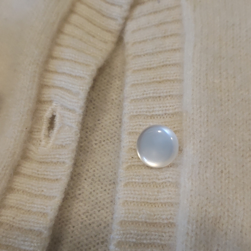 100% Cashmere sweater size 4 Cynthia Rowley - Picture 3 of 4